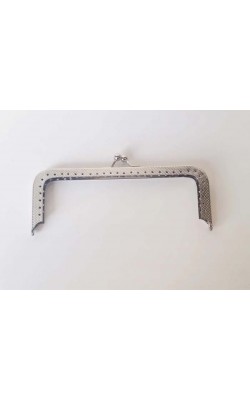 FECHO DE METAL DA VOVO COM FURO PARA COSTURA NIQUELADA