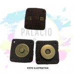 BOTAO IMANTADO OURO VELHO 18MM COM COURO CAFE